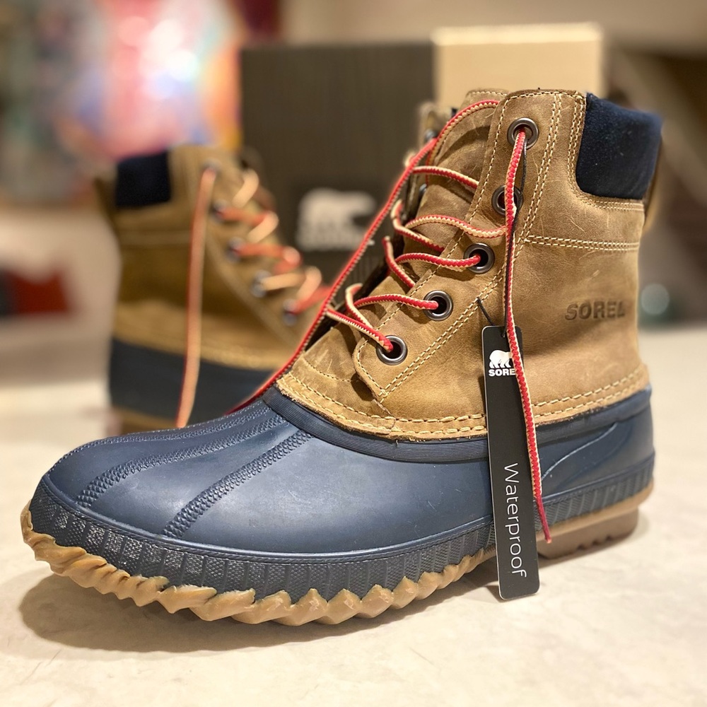 SOREL CHEYANNE FULL GRAIN BOOTS, WATERPROOF, CURRY/ECLIPSE, MENS SIZE 9 NEW NIB